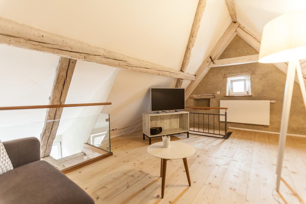 Baumgartners Dreiseithof - Historisch, Modern, Zentral Lägenhet Bad Krozingen Exteriör bild