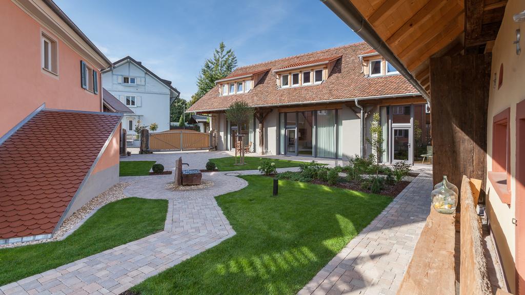 Baumgartners Dreiseithof - Historisch, Modern, Zentral Lägenhet Bad Krozingen Exteriör bild